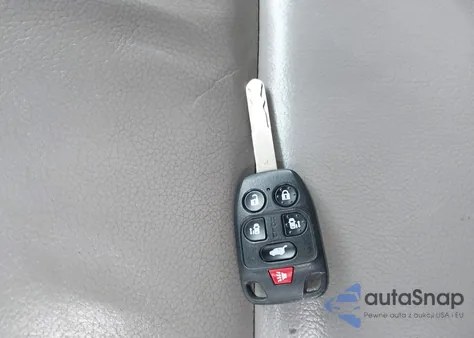 2011 Honda Odyssey Touring/Touring Elite from USA, damaged, VIN 5FNRL5H94BB001896